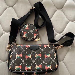 STRAWBERRY PRINT CROSSBODY PURSE
